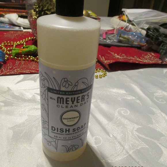 MRS MEYERS Clean Day Dish Soap SNOWDROP Scent FULL SIZE 16 Fl Oz. Hard To Find - Picture 1 of 4